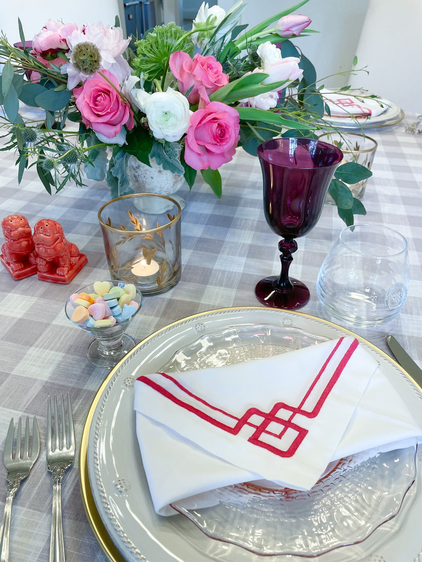 Lavender Buffalo Check Tablecloth, Round